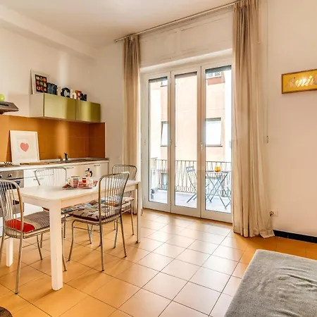 Aweshomeitaly - Cinque Terre Colors