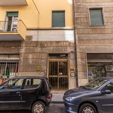 Aweshomeitaly - Cinque Terre Colors